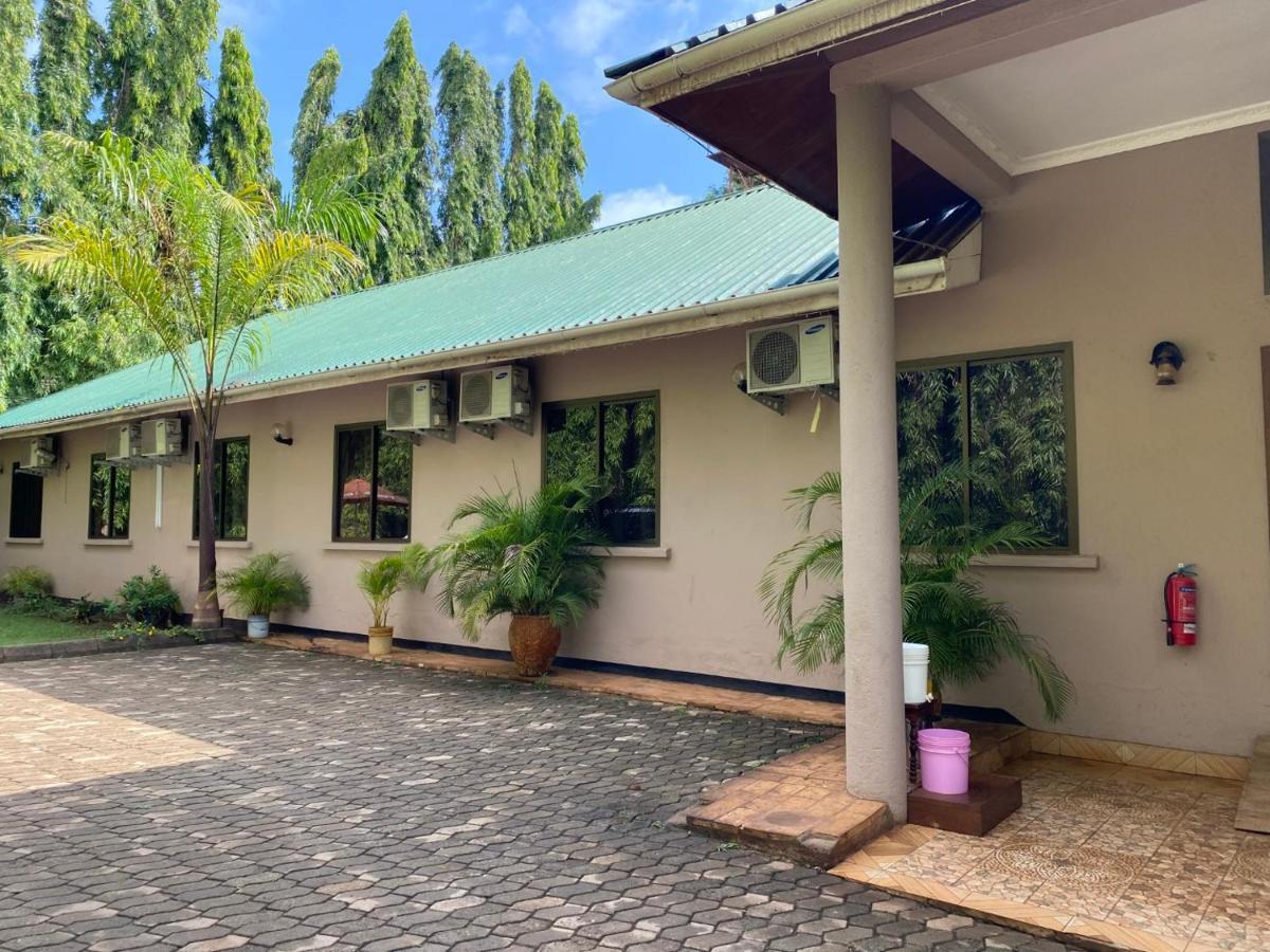 מושי Sangana Lodge מראה חיצוני תמונה