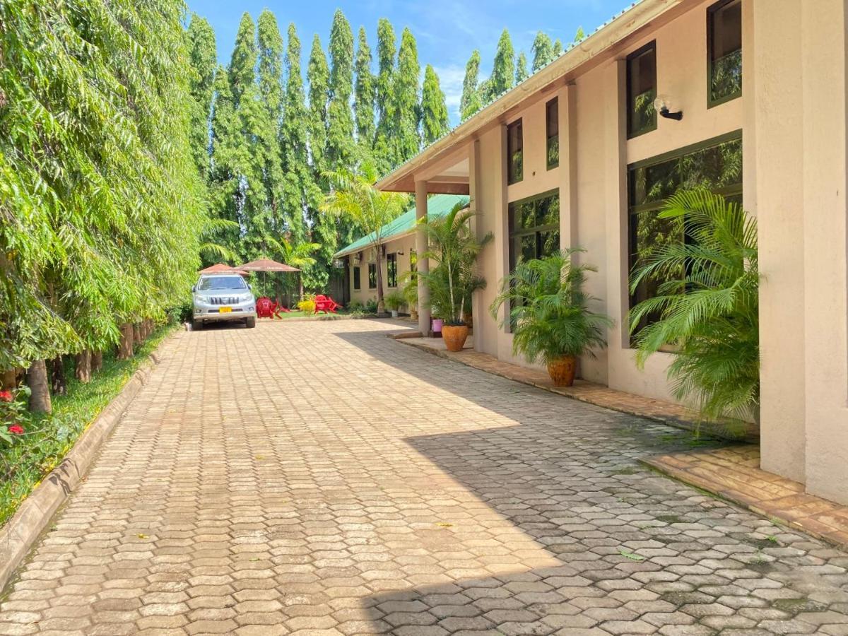 מושי Sangana Lodge מראה חיצוני תמונה