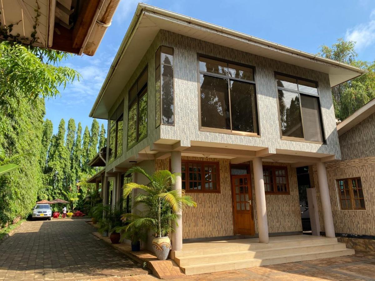 מושי Sangana Lodge מראה חיצוני תמונה