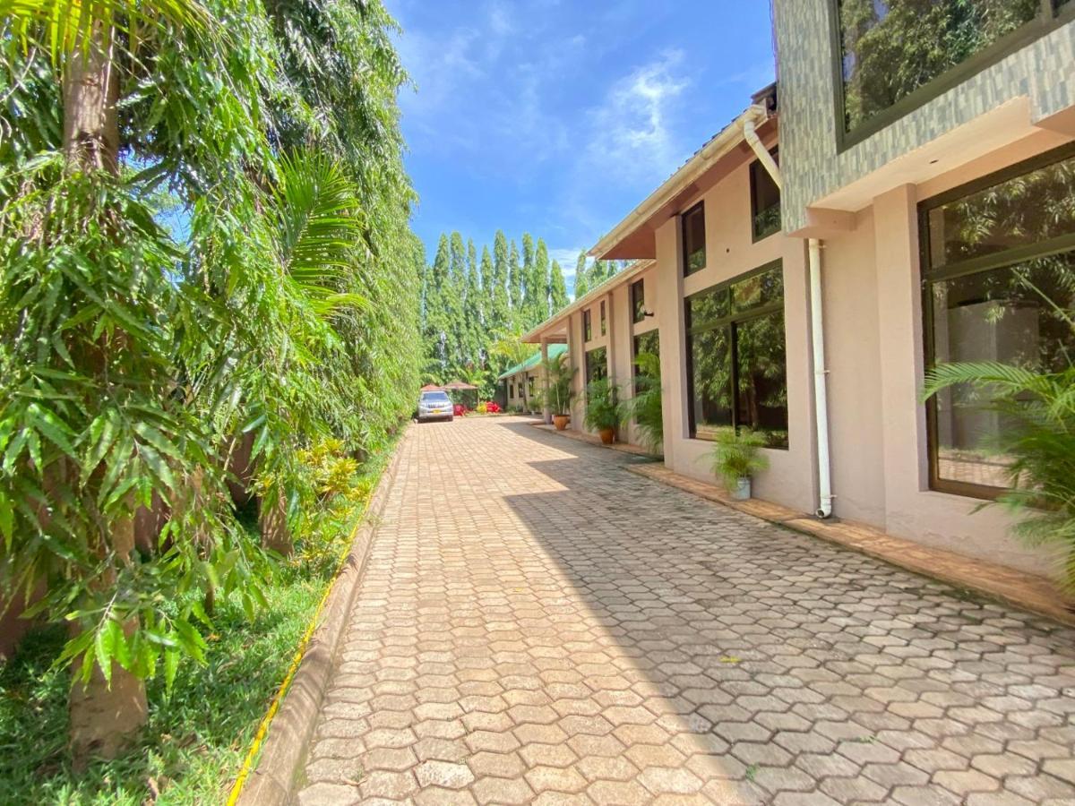 מושי Sangana Lodge מראה חיצוני תמונה